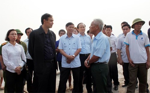 Thường trực HĐND TP tham gia Đoàn công tác của Phó Bí thư Thành ủy Hà Nội Đào Đức Toàn kiểm tra bãi chôn lấp, xử lý chất thải tại huyện Ứng Hòa